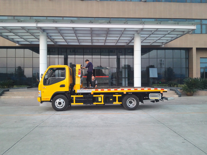 國(guó)五江淮藍(lán)牌一拖二清障車