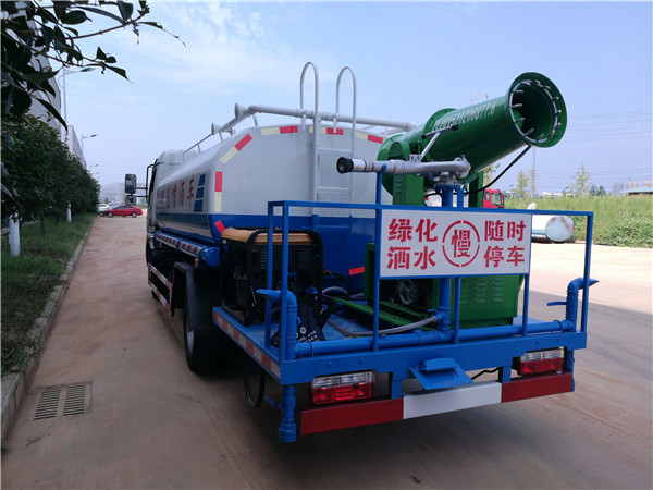 東風(fēng)多利卡D7綠化噴灑車