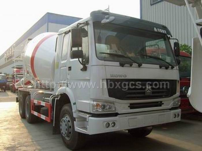 豪沃混凝土攪拌運輸車