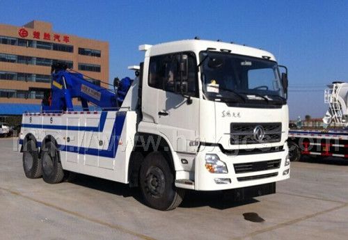 東風天龍拖吊聯(lián)體大型清障車（國四）