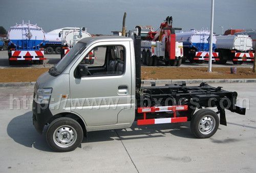 小長安勾臂式垃圾車(國四)